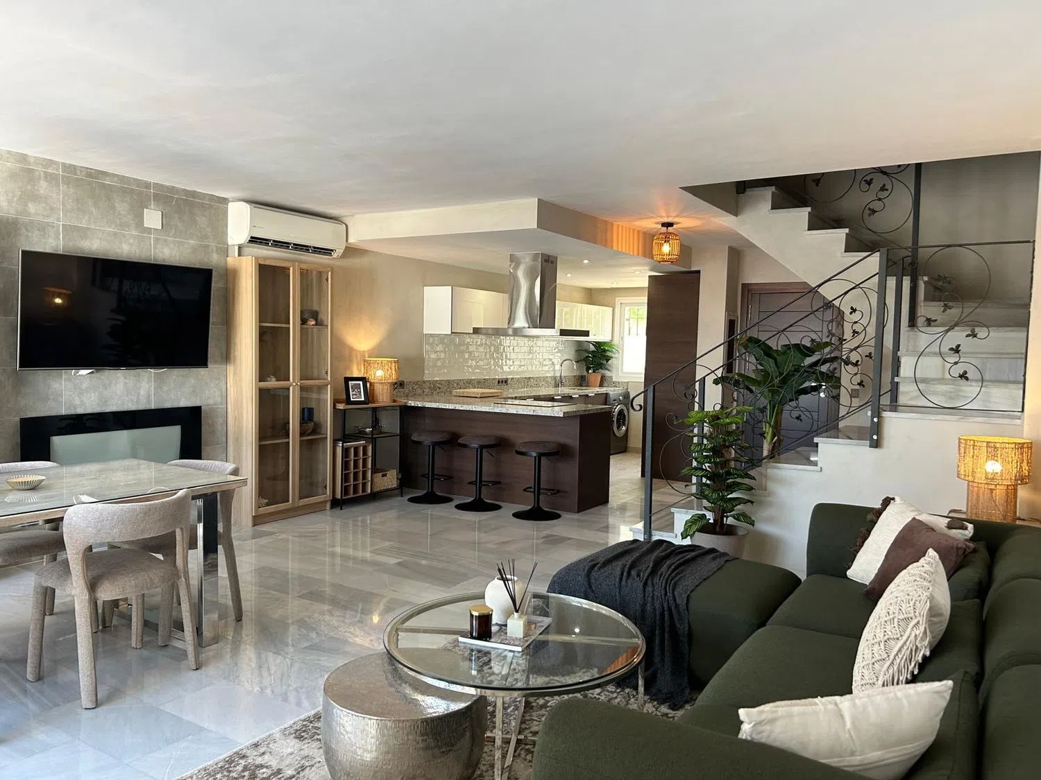 Chalet adosado en calle Auriga, 8 - Foto 1