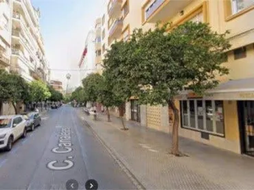 Local comercial en Centro - Foto 1