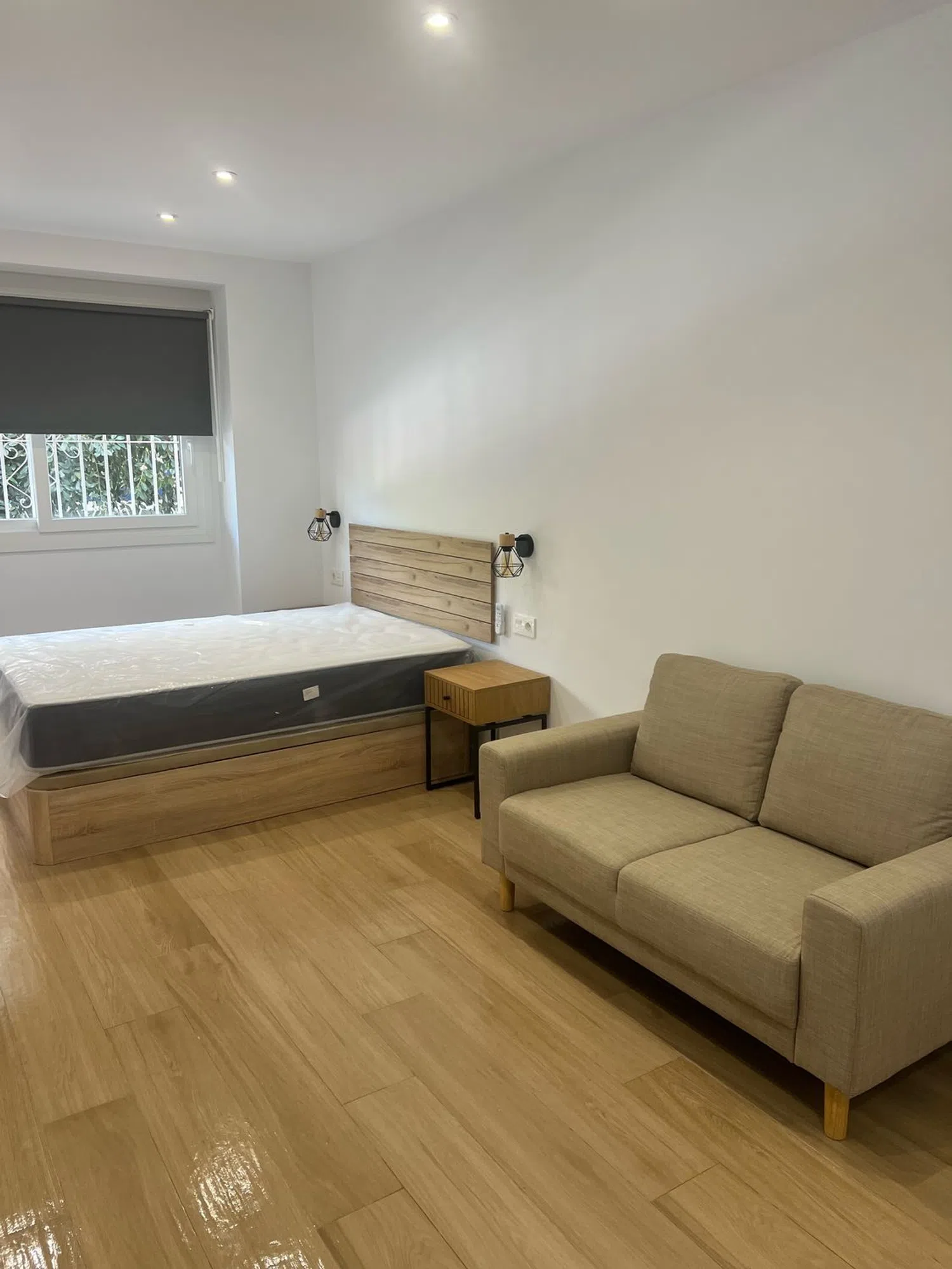 Estudio en avenida de Carlos Haya, 57 - Foto 12