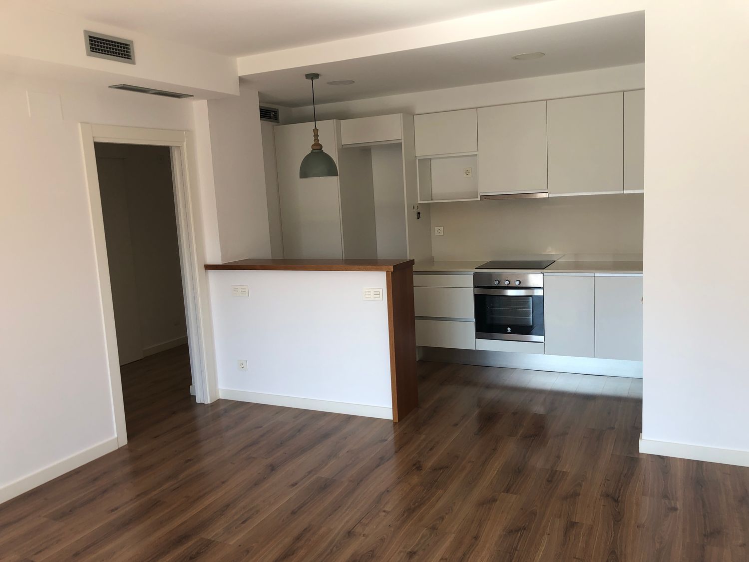 Piso en calle Santa Eulàlia, 179