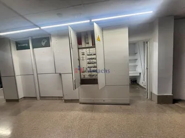 Local comercial en Terrassa - Foto 4