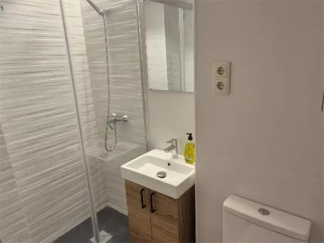 Piso en  Calle de Santander 8 - Foto 8