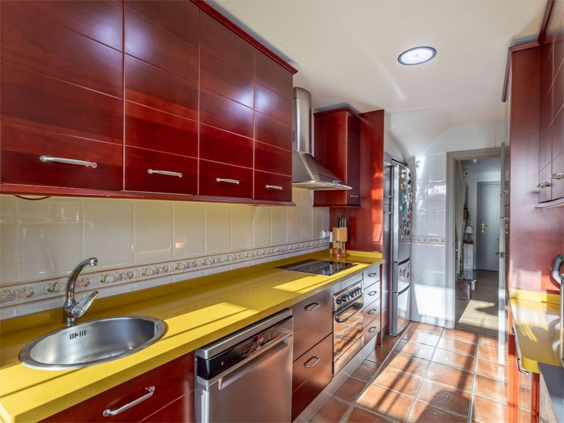 Piso en  Calle Iznájar 68 - Foto 4