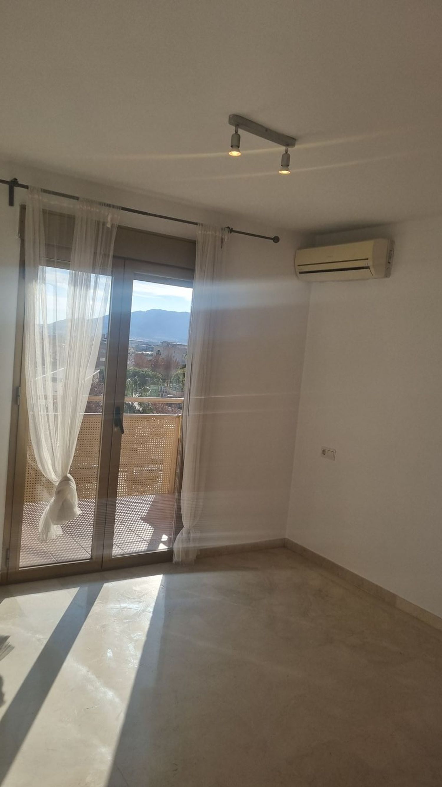 Piso en calle Navarro Ledesma, 156 - Foto 7