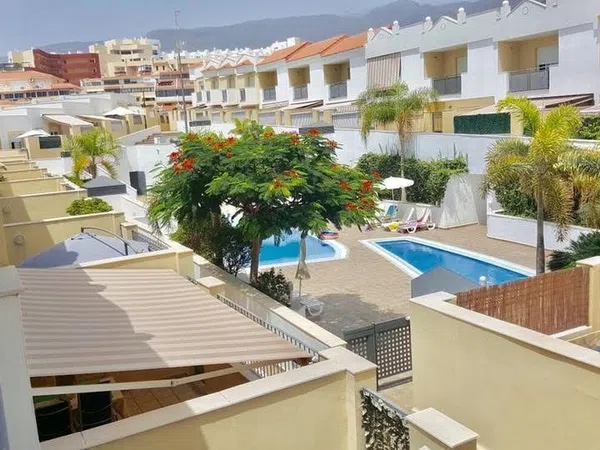 Chalet adosado en calle el Peralillo, 3 - Foto 1