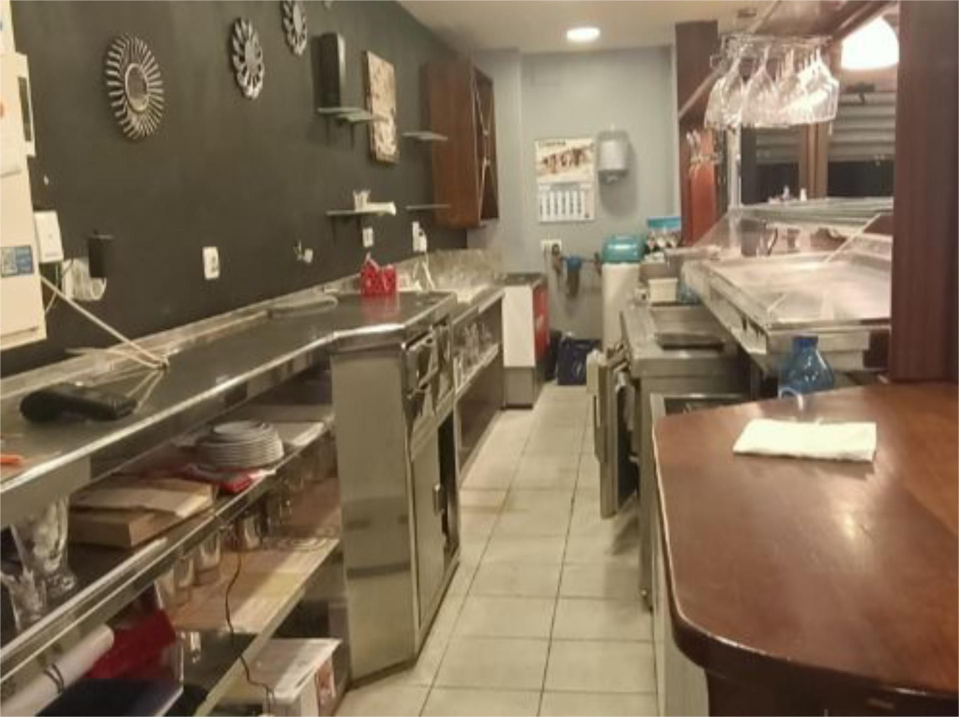 Piso en  Carrer Arquitecto Guardiola 18 - Foto 8