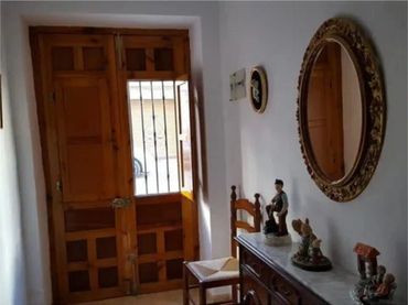 Casa adosada en  Calle Baja Fuente 76 - Foto 1