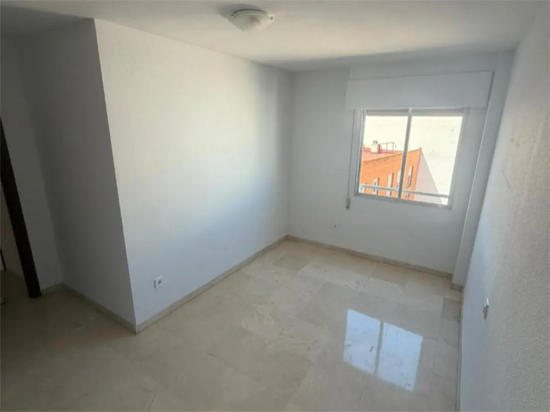 Piso en  Avinguda Oscar Espla 23 - Foto 24