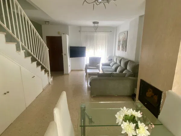 Chalet adosado en Calle Parque Alto, 33, Picadueñas - Foto 1