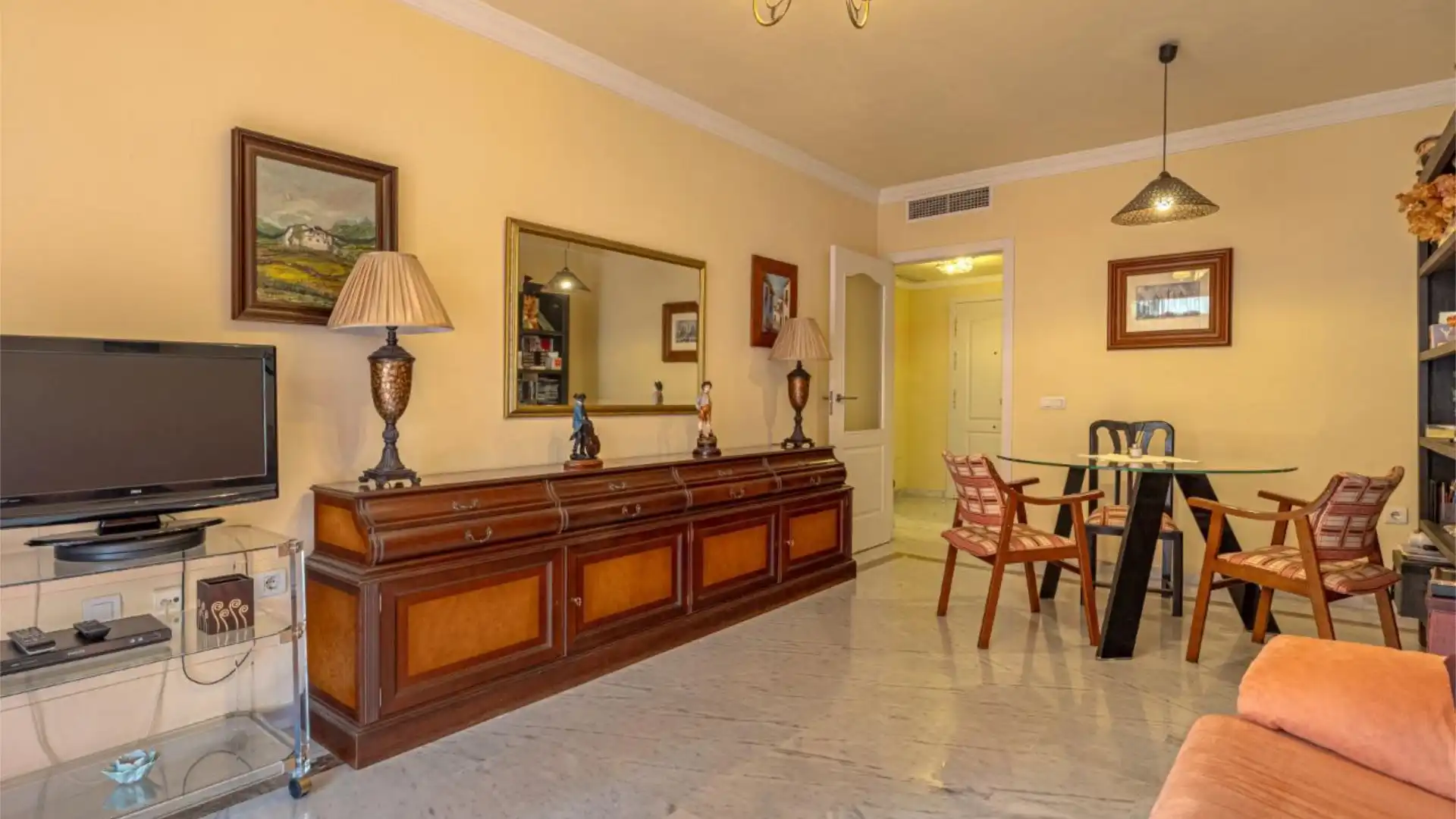 Piso en  Avenida Conde Rudi 2 - Foto 8