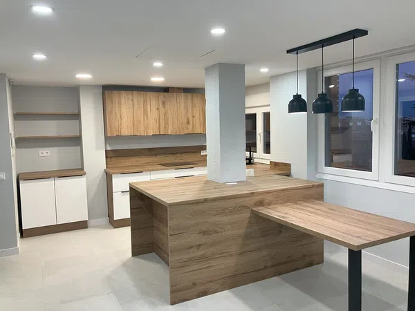 Piso en Barrio Bernabéu-Hispanoamérica