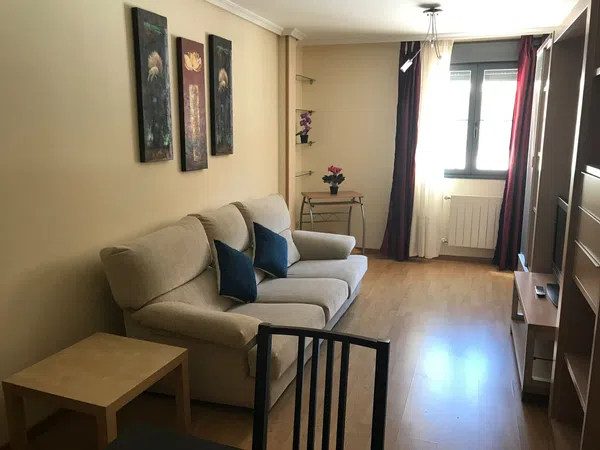 Piso en calle Doctor José María Poveda, 5