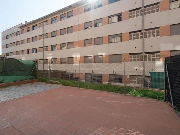 Piso en calle Ana María Matute