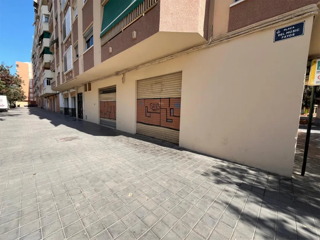 Planta baja en  Plaça del Músic Fayos 40 - Foto 6