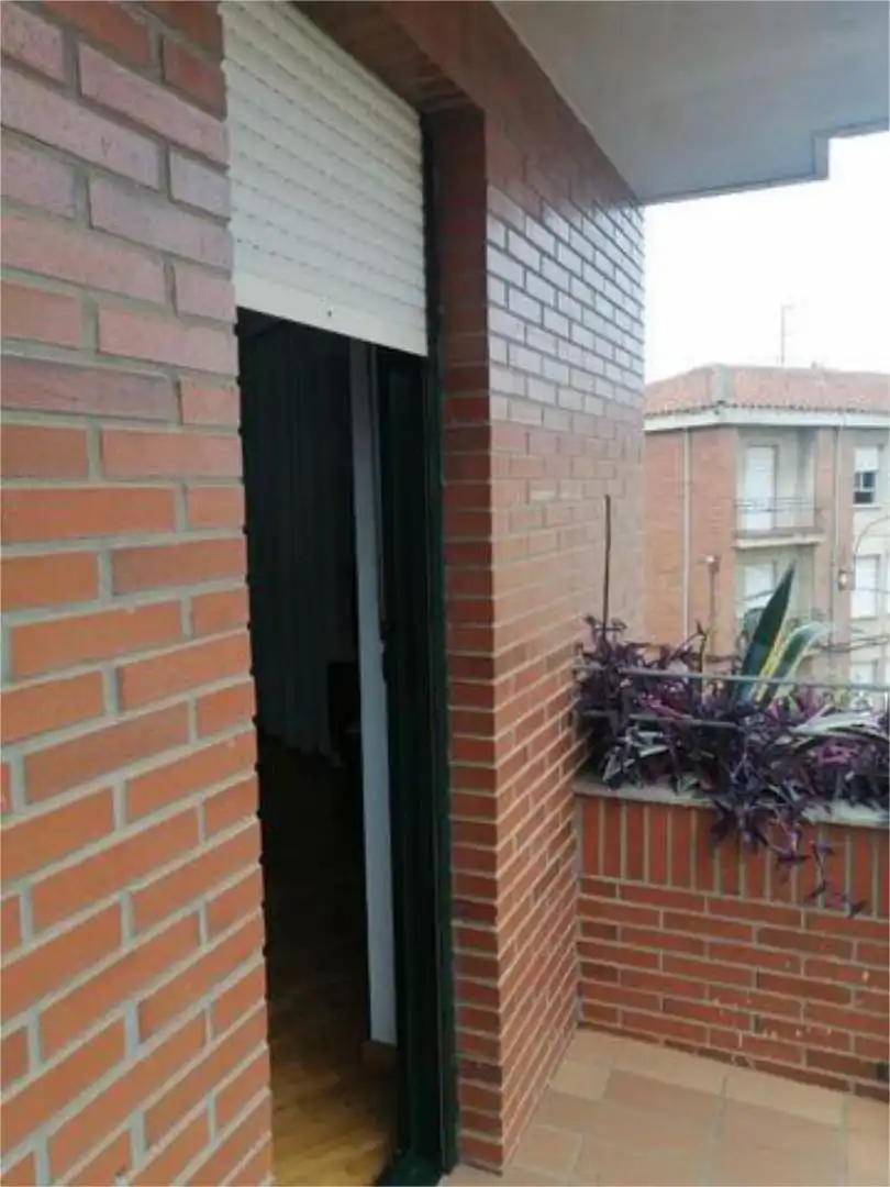 Piso en Plaza Isabel Crispín - Foto 3