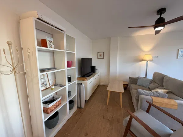 Piso en Barrio Cabo de las Huertas - Foto 3