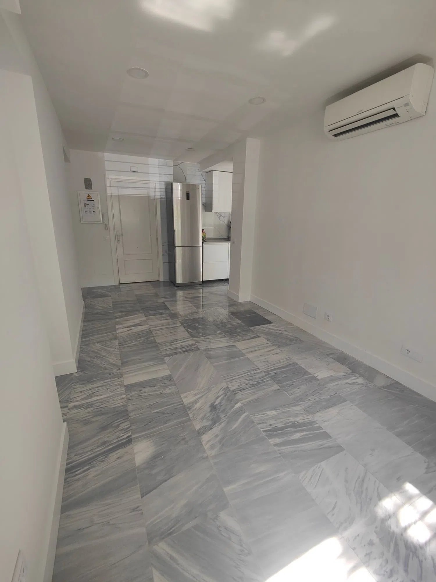 Piso en avenida cerro prieto, 22 - Foto 1