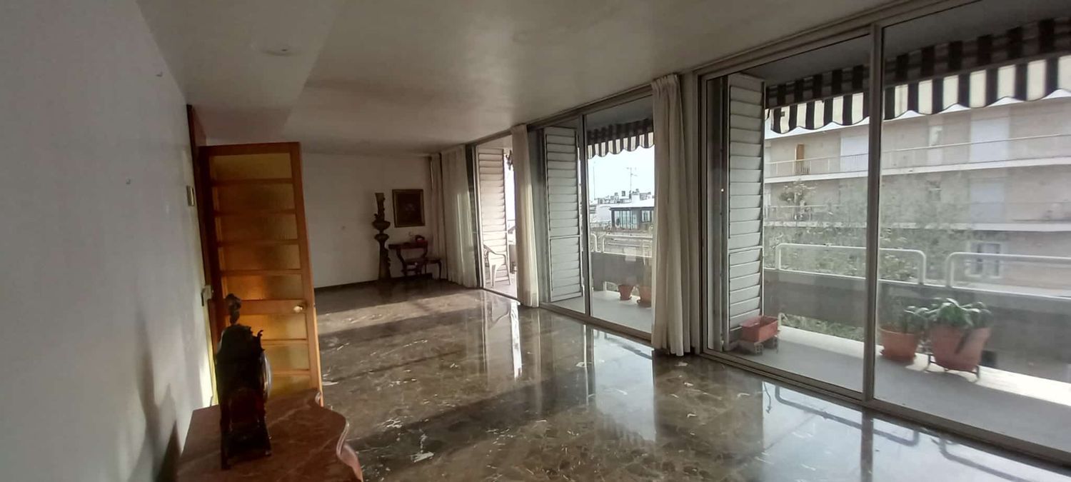 Piso en calle Marqués de Paradas, 55 - Foto 2