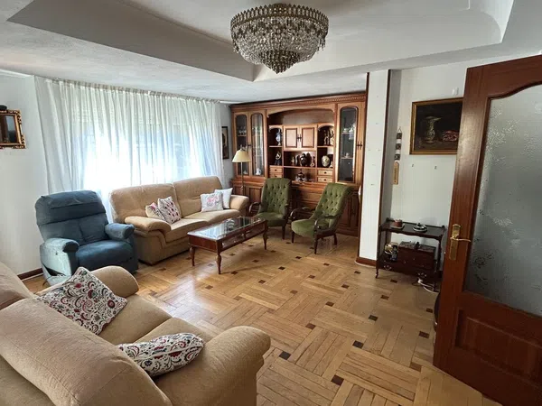 Piso en Parque de las avenidas, 18