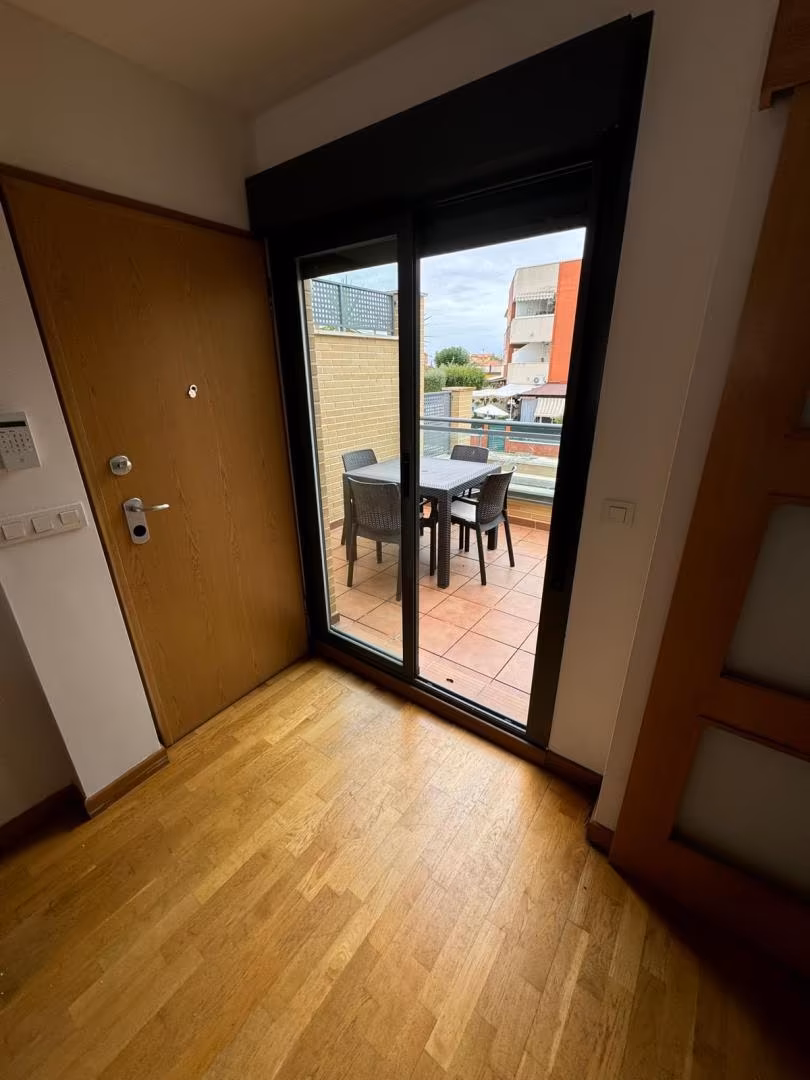 Piso en  Calle Fernando Sanchéz Agüera 24 - Foto 4