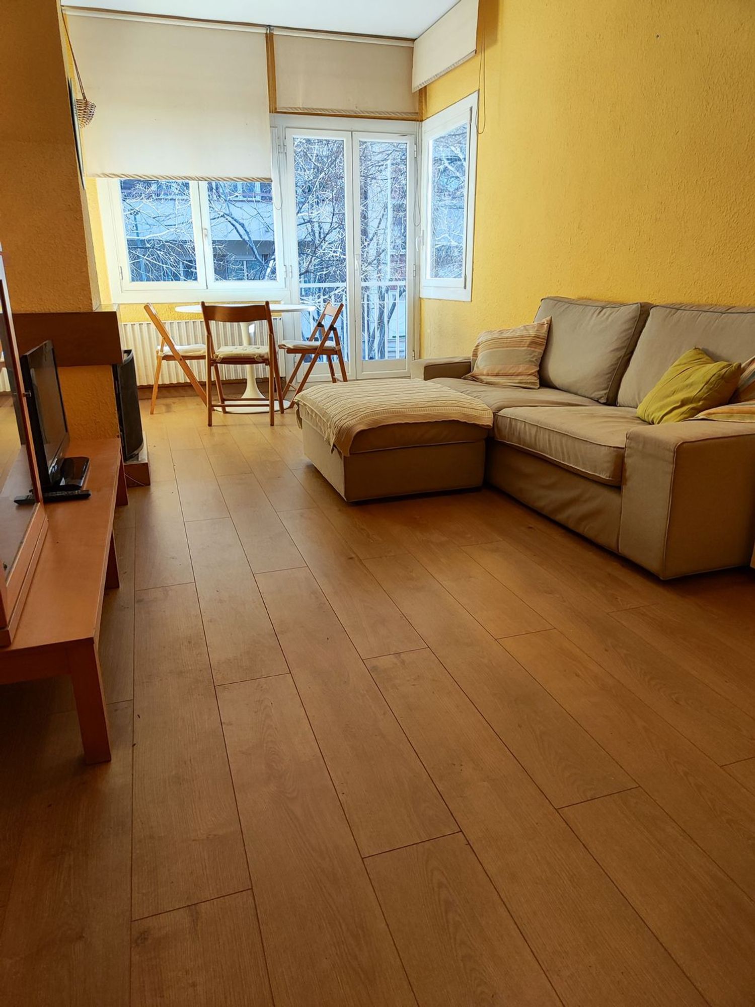 Piso en travesía de les Corts, 302