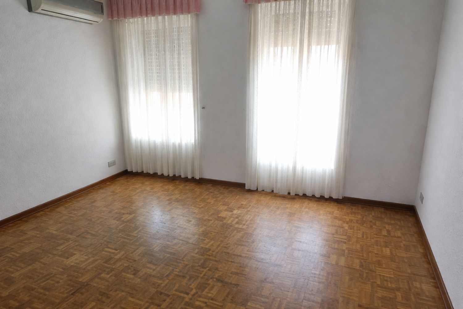 Piso en calle de García de Paredes, 20 - Foto 2