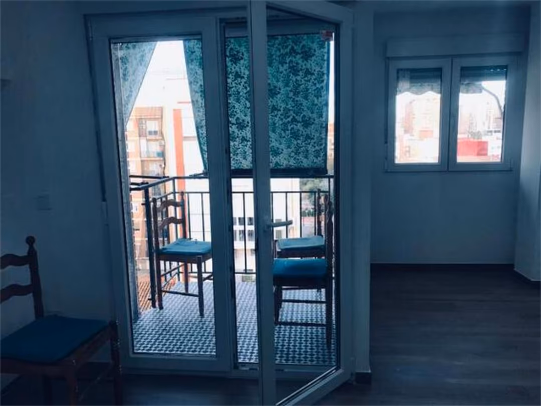 Piso en Cabañal - Foto 3
