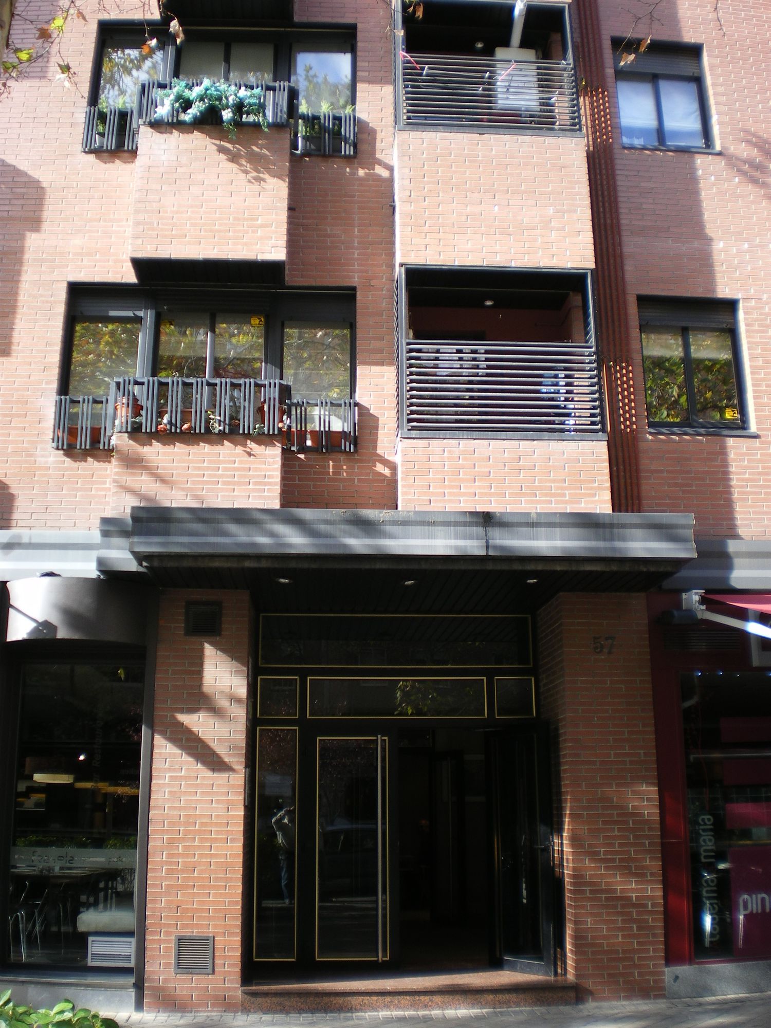 Estudio en calle Corazón de María, 57 - Foto 2