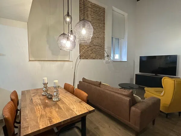 Dúplex en Barrio Puerta Carmona-Puerta Osario-Amador de los Ríos