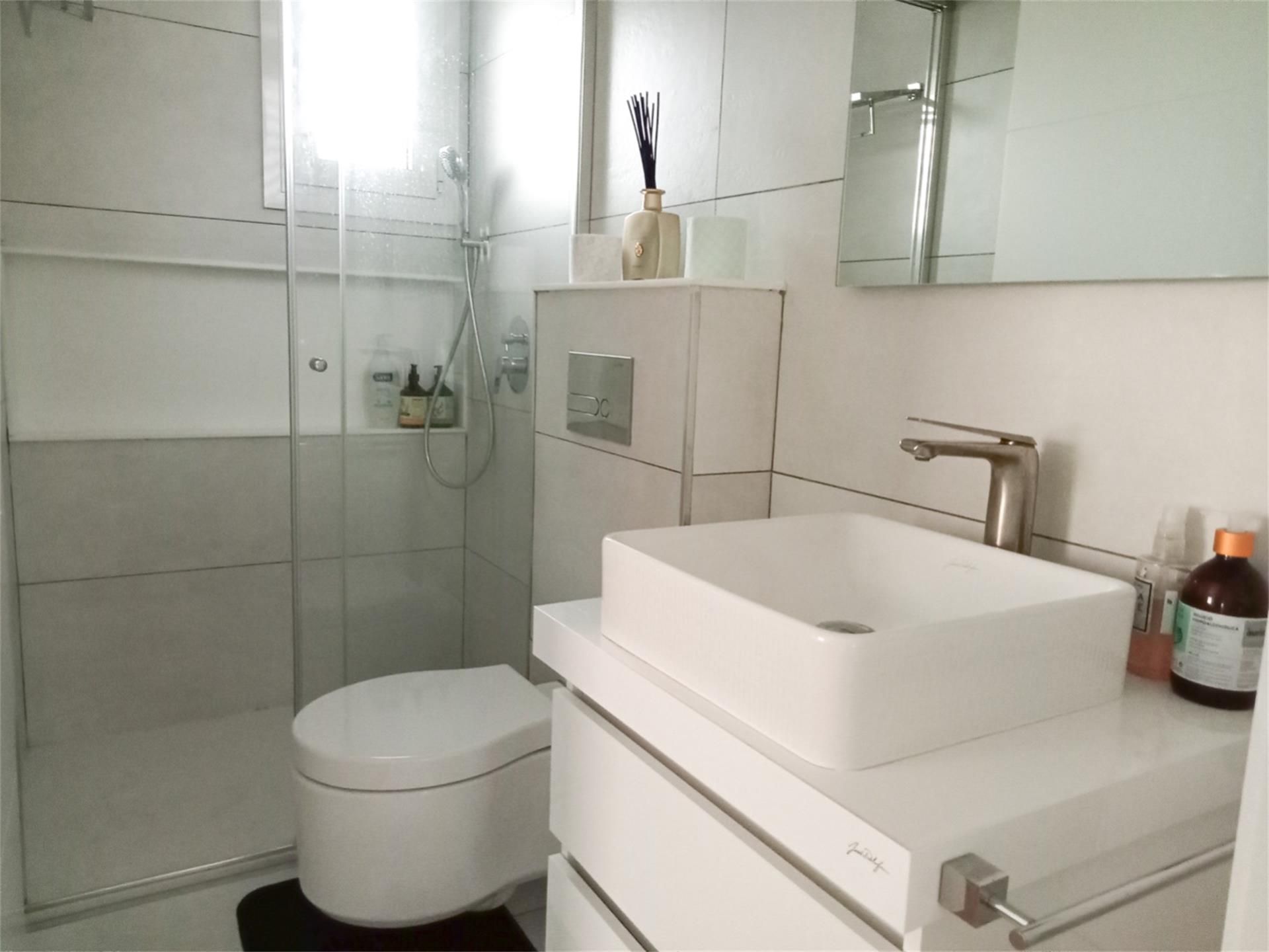 Piso en calle Passeig de la Marina 316 - Foto 6