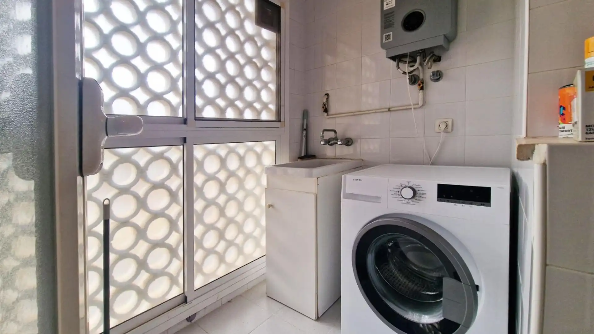 Piso en  Calle Mercedes Formica 4 - Foto 28