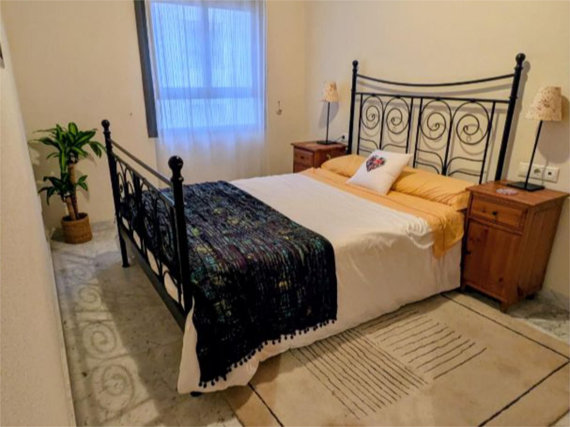 Piso en  Avenida de Medina Azahara 31 - Foto 9