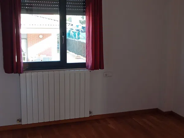 Chalet pareado en Calle Miguel Hernández, 2 - Foto 8