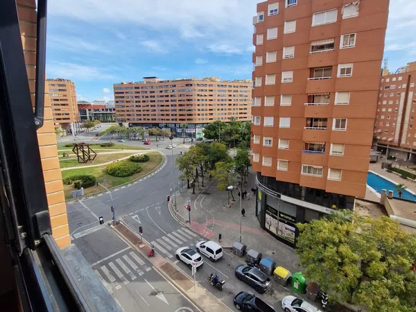 Piso en calle Médico Vicente Reyes, 19 - Foto 2