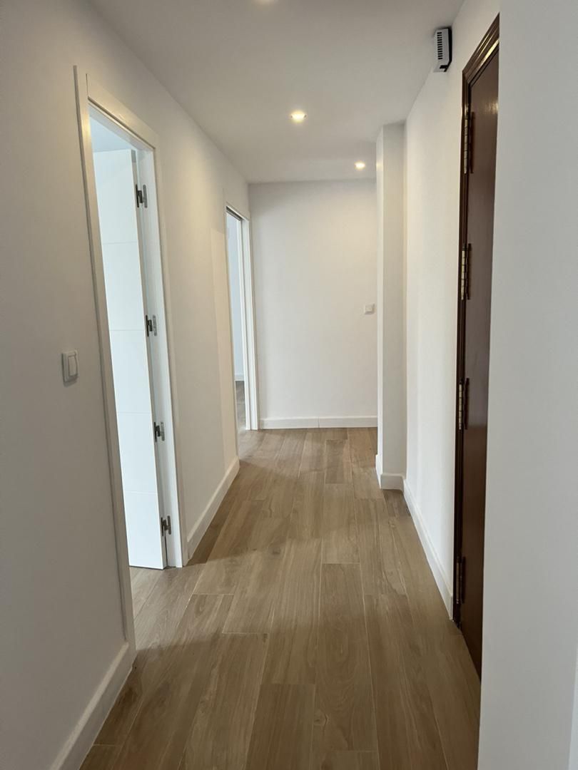 Piso en  Avenida de Medina Azahara 27 - Foto 8