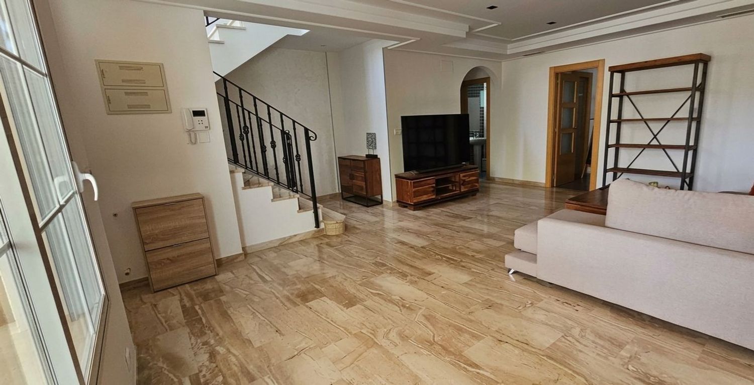 Chalet adosado en Calle Abdet, 37, Zona Deportiva-Nuevo Altabix - Foto 4