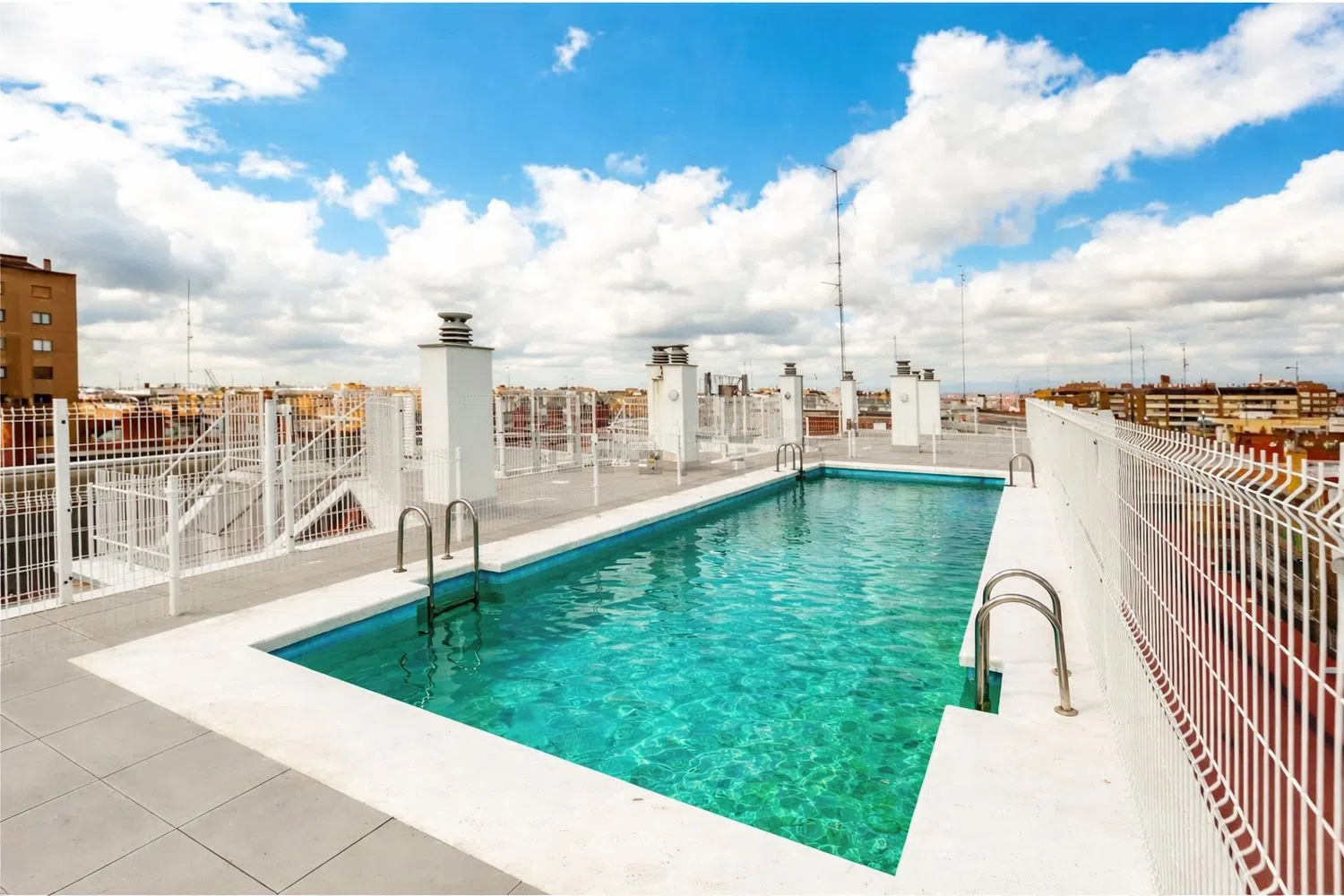 Piso en calle de Sor Ángela de la Cruz, 22 , 1º M