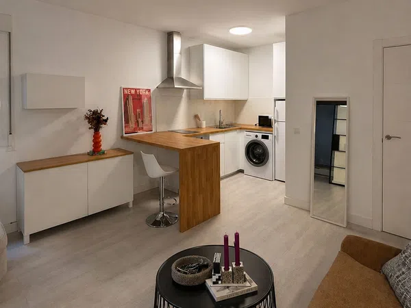 Piso en calle de Sebastián Elcano, 17