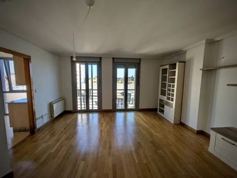 Piso en calle José Echegaray, 1