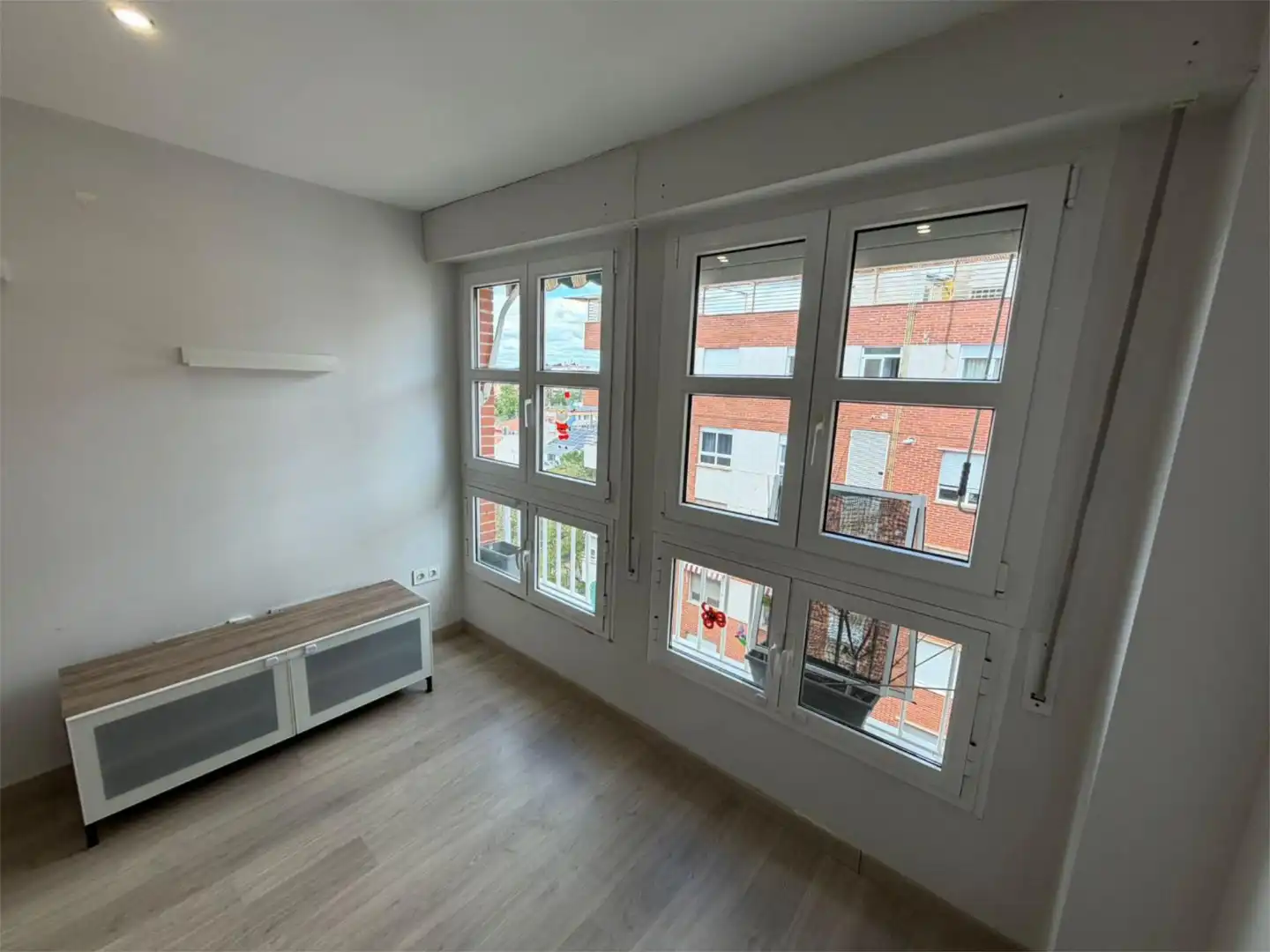 Piso en  Calle Pintor Almela Costa 6 - Foto 6