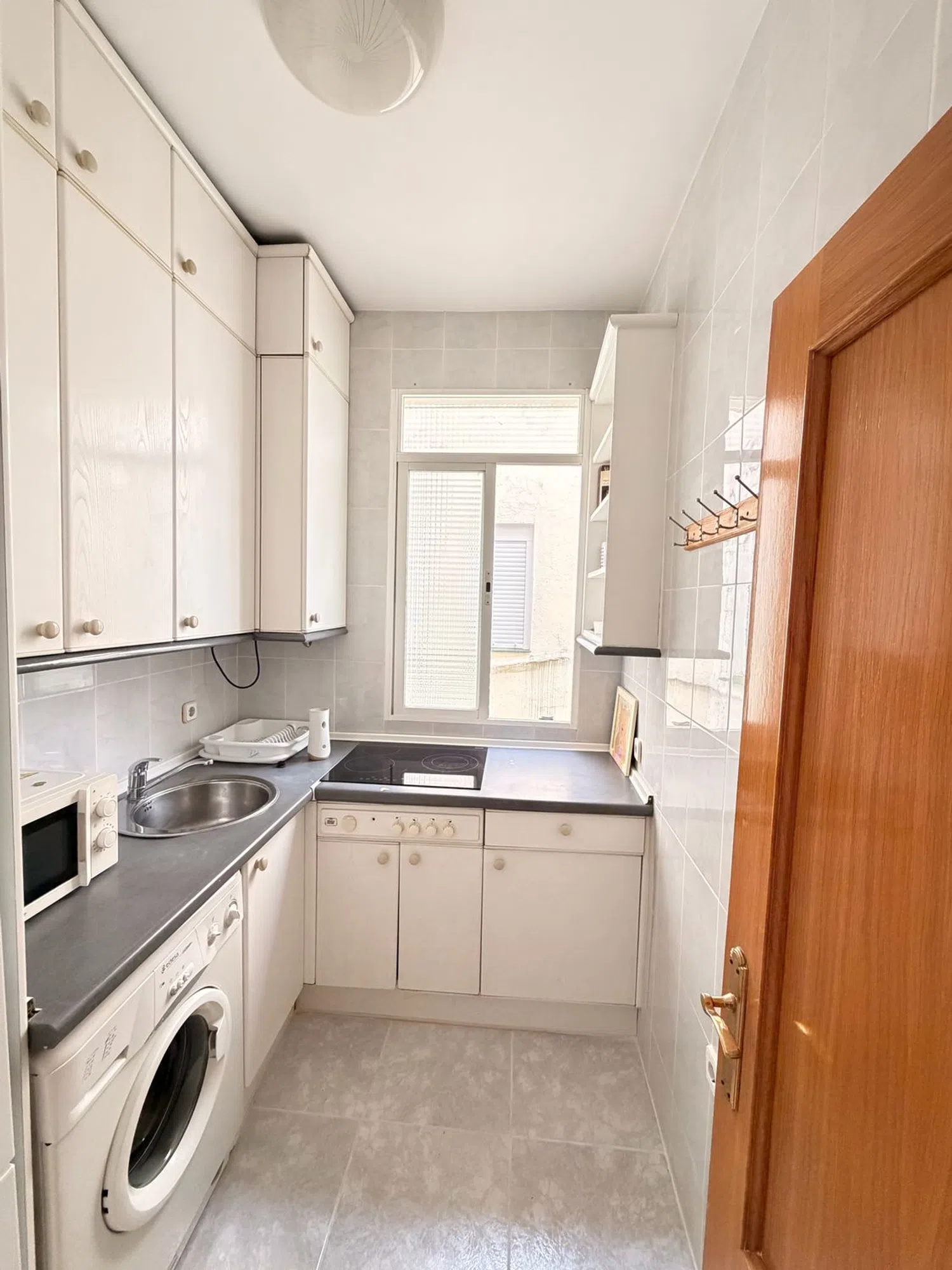 Piso en calle de Fernández de los Ríos, 38 - Foto 2