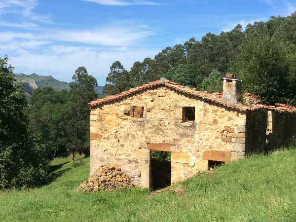 Finca rústica en Avenida Alisas, 5 - Foto 1