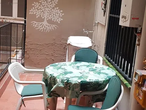 Piso en calle de la Indústria, 250