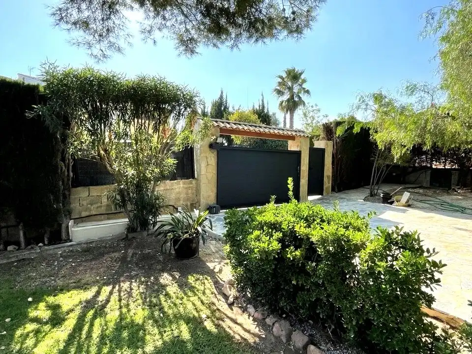 Chalet en  Carrer Alt Maestrat 6 - Foto 4