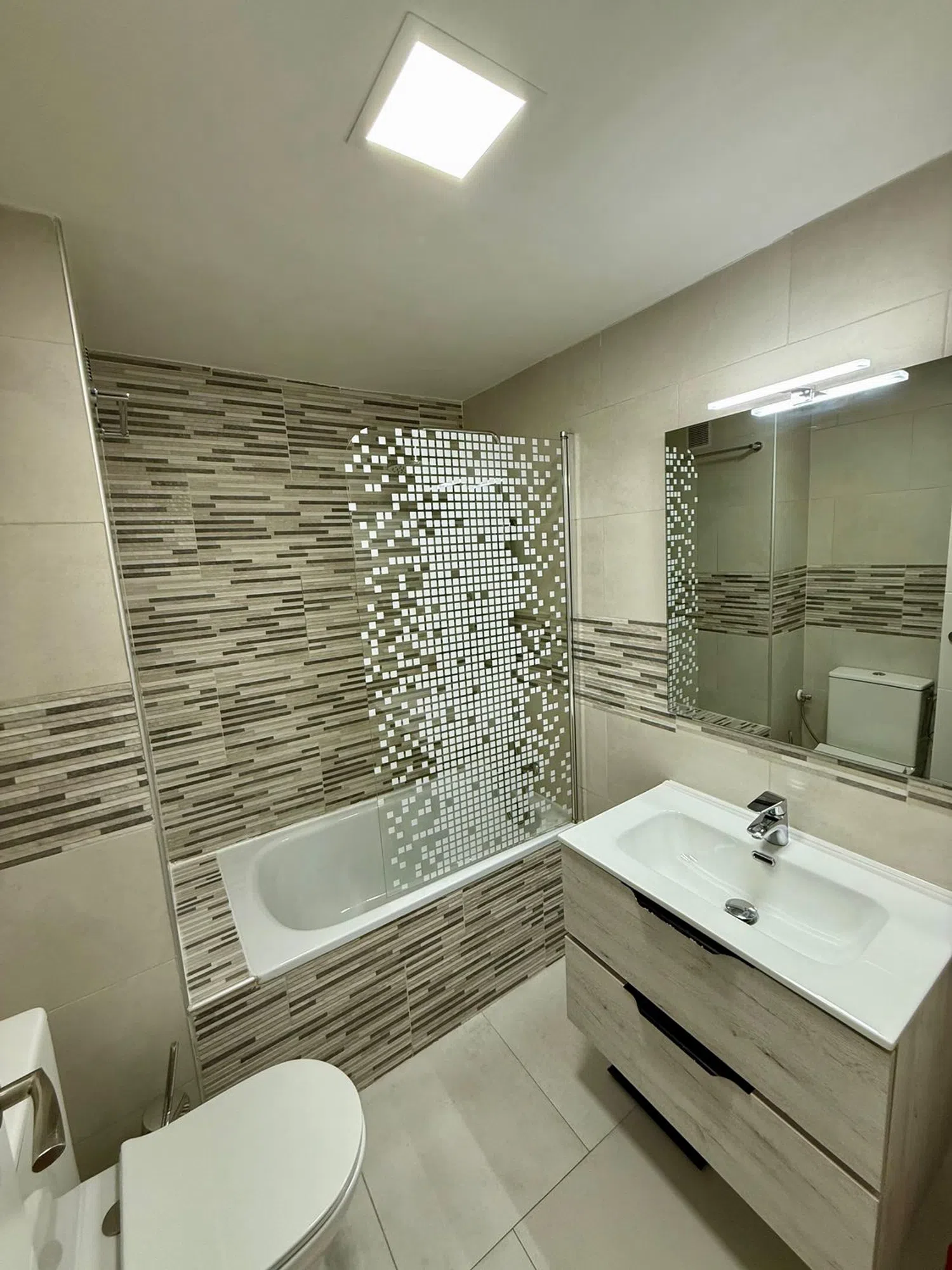 Piso en avenida de Iker Casillas, 48 - Foto 3