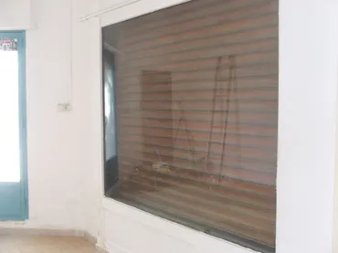Local comercial en  Carrer d'Àngel Guimerà 130 - Foto 2