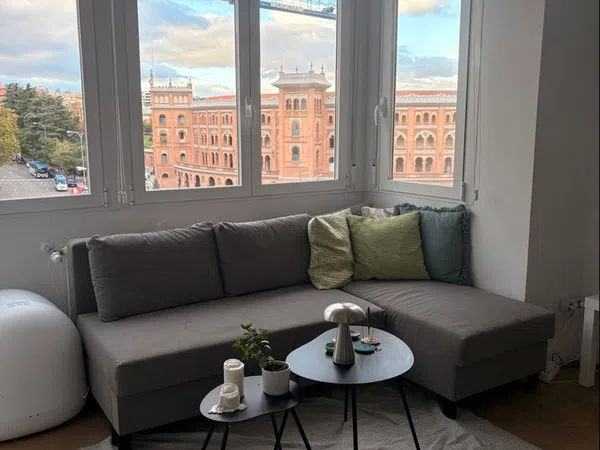 Piso en calle Alcalá, 200 b