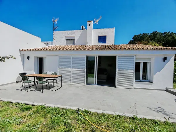 Casa independiente en Urb. puerto romano Barrio Las Lomas - Foto 1