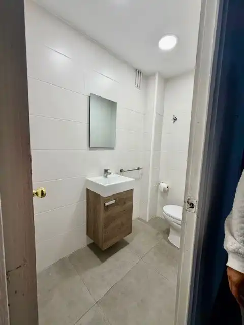 Local comercial en L'Hospitalet de Llobregat - Foto 6
