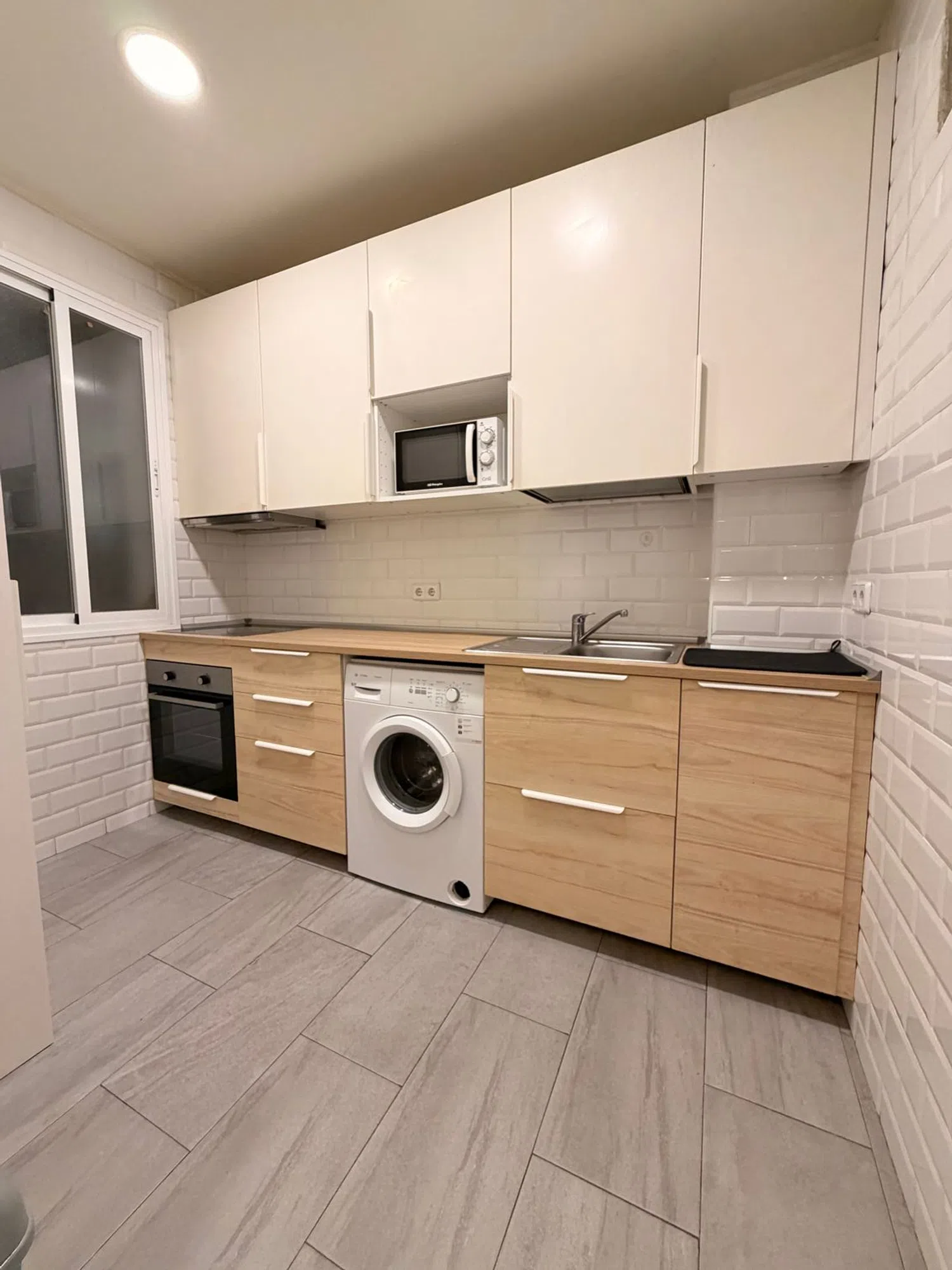 Piso en avenida de la Reina Victoria, 5 - Foto 5